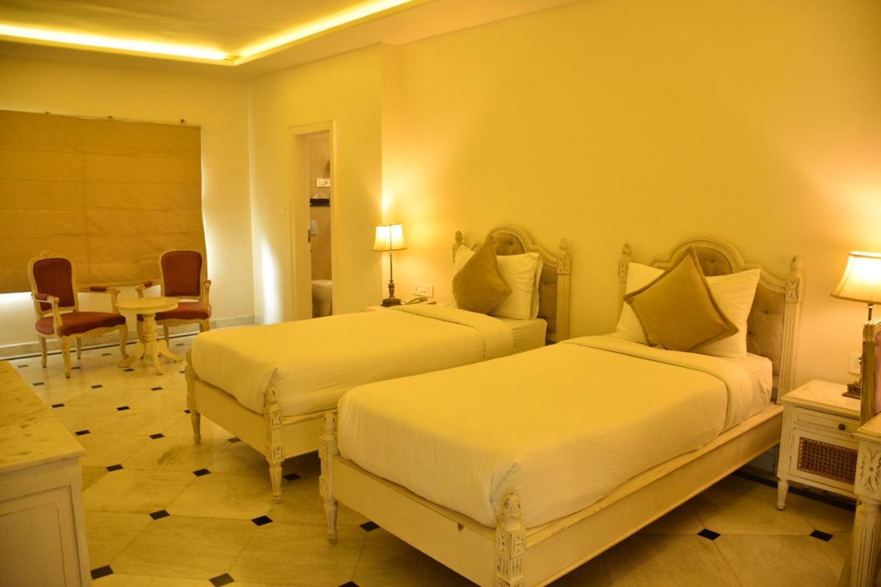 Hotel The Kehloor Udaipur Esterno foto
