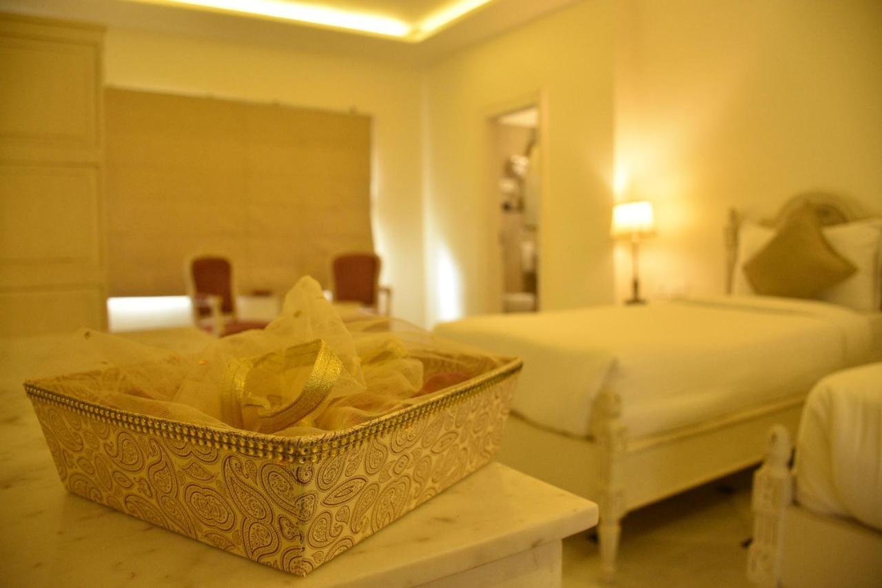 Hotel The Kehloor Udaipur Esterno foto