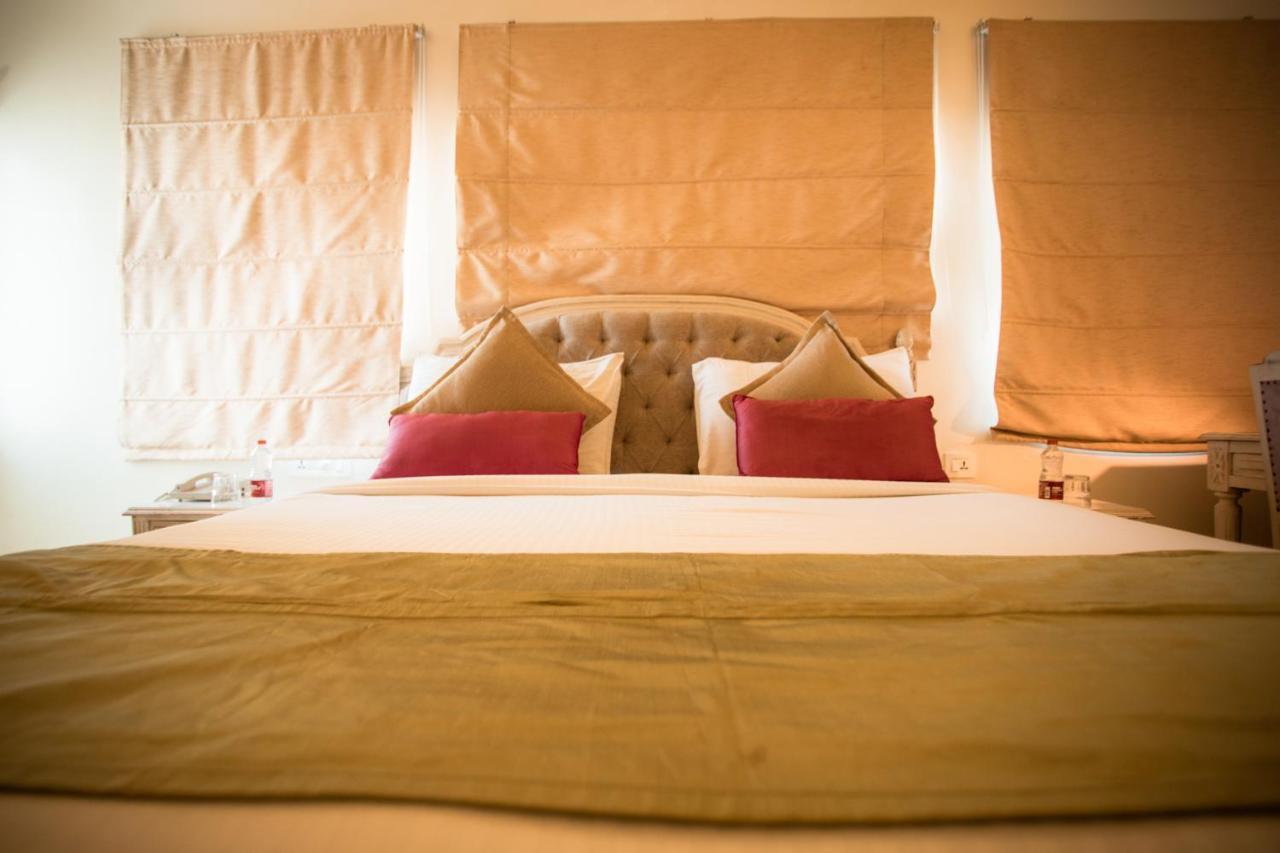 Hotel The Kehloor Udaipur Esterno foto